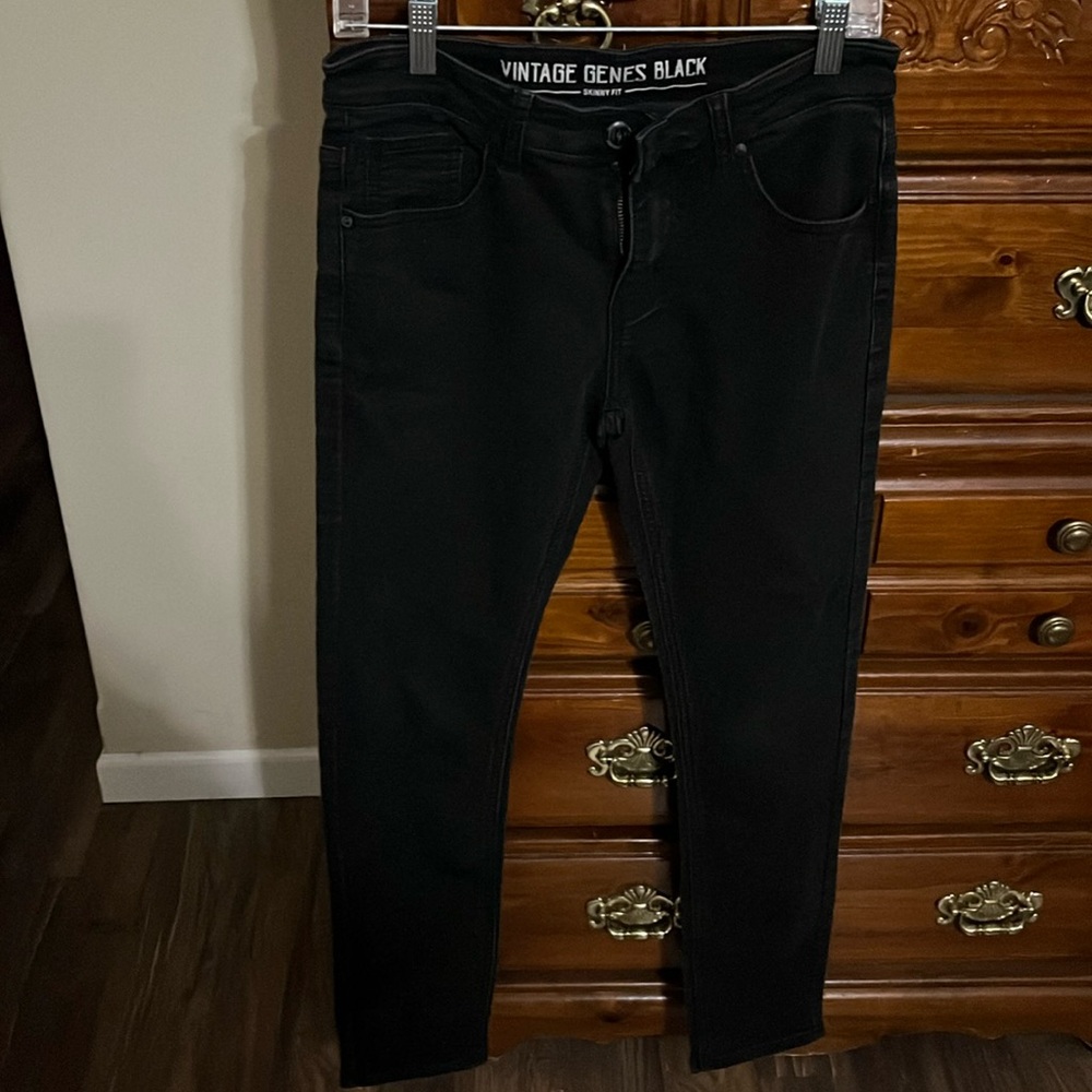Vintage Genes Black skinny fit 30/32 boys/men’s jeans. NWOT